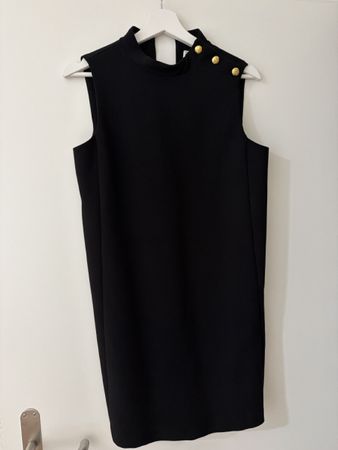 Kleid schwarz A-Linie mit goldenen Knöpfen 