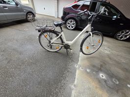 Vélo de ville Leopard Vita ll blanc bon état
