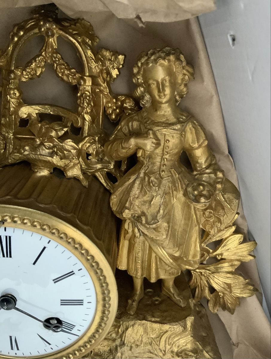 Orologi da terra & Orologi da parete: Kaminuhr mit Glaskuppel – Usato da Muttenz venduto da Benet01 2