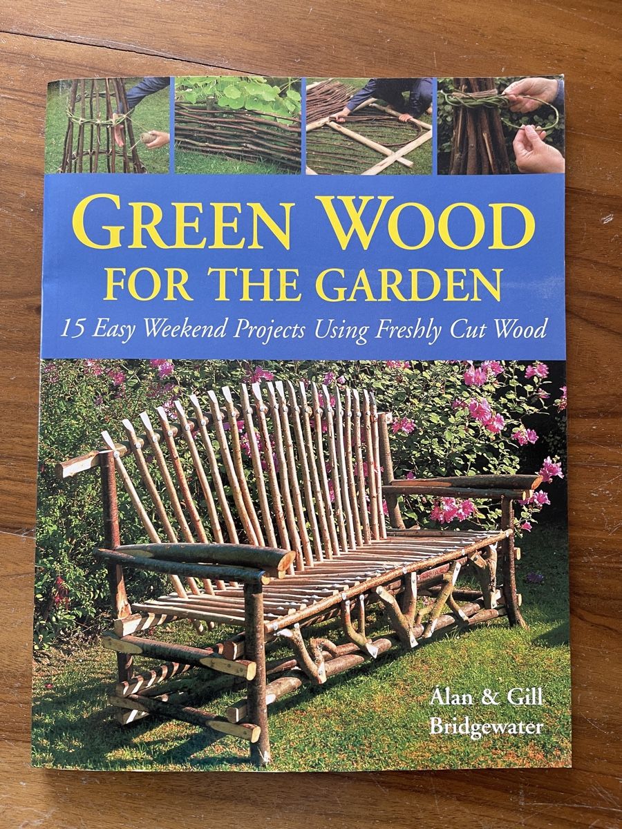 Libri: Gartenprojekte mit frischem Holz - Das Ideenbuch! – Usato da Bad Zurzach venduto da Cookie_0619