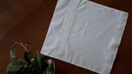 Leinenkissen-Bezug, Handarbeit