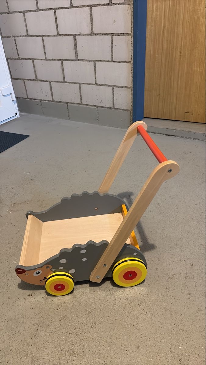 Fahrzeuge für Kinder: Lauflernwagen aus Holz – Gebraucht aus Winterthur von Davoserli25