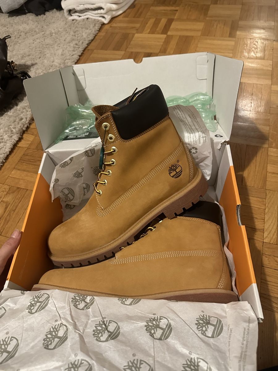 Timberland Herrenschuhe: Timberland couleur original – Neu und originalverpackt aus Lausanne von ete_n8xr