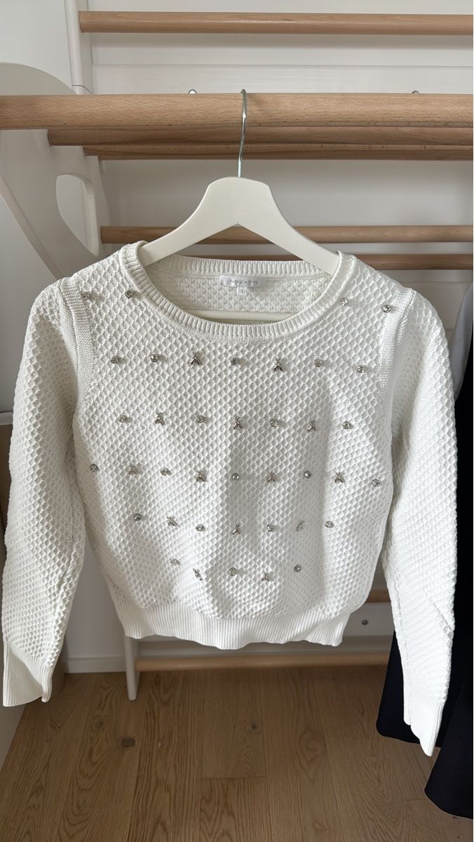 Patrizia Pepe Maglioni & Felpe: PWeisser Strickpullover  mit Ziersteinen, Grösse S, Top! – Usato da Aesch BL venduto da Valeria2025