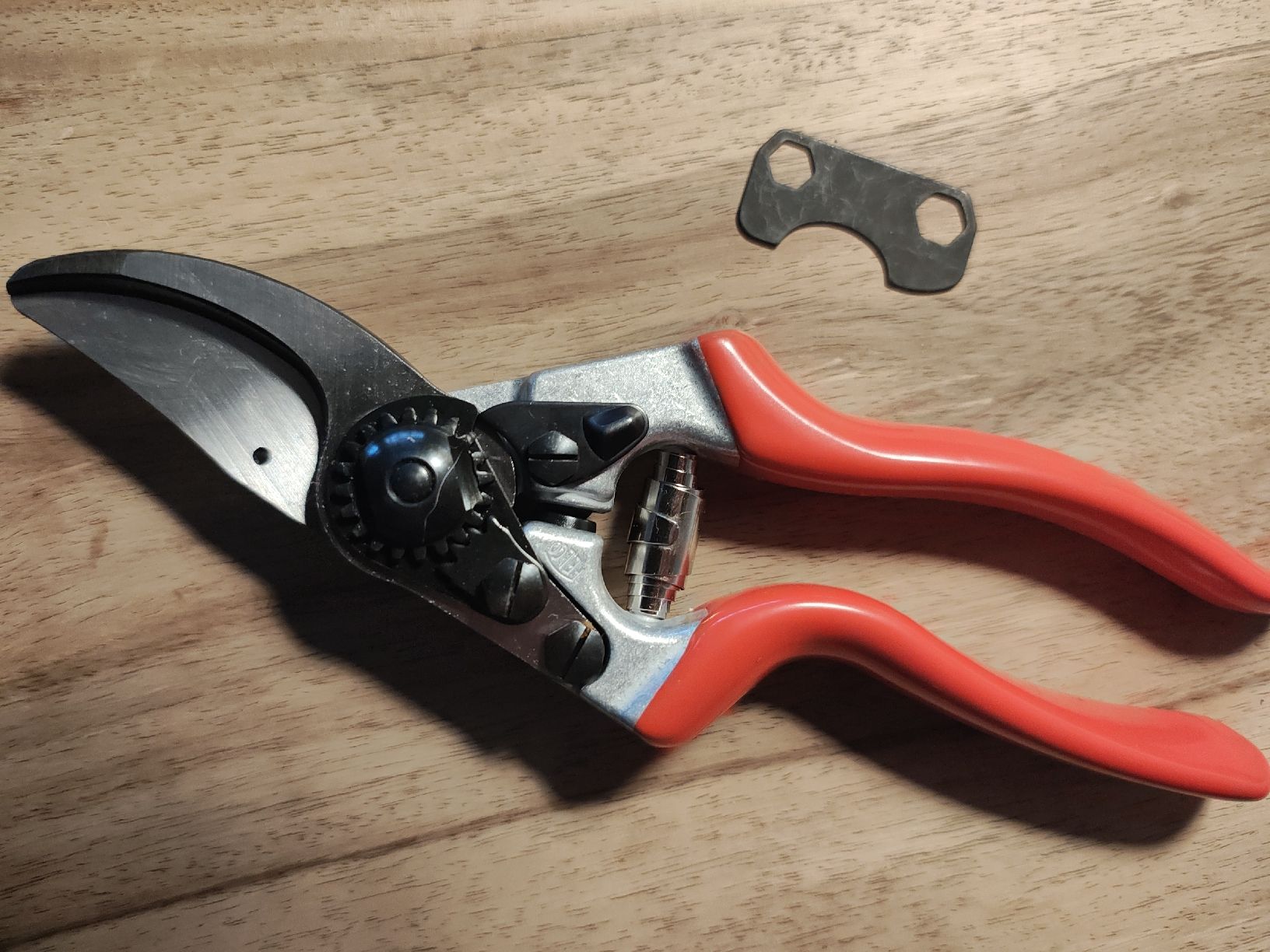 Felco Alle Werkzeuge: Felco 9 Garten- Astschere Linkshänder  – Neu (gemäss Beschreibung) aus Pfäffikon ZH von msc_5k68