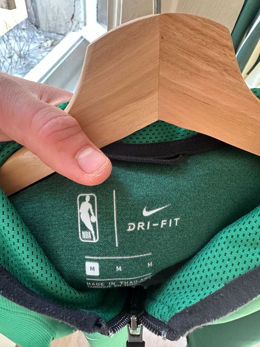 Nike Giacche: Veste Boston celtics Nike – Usato da Morges venduto da pie_f8yp 1