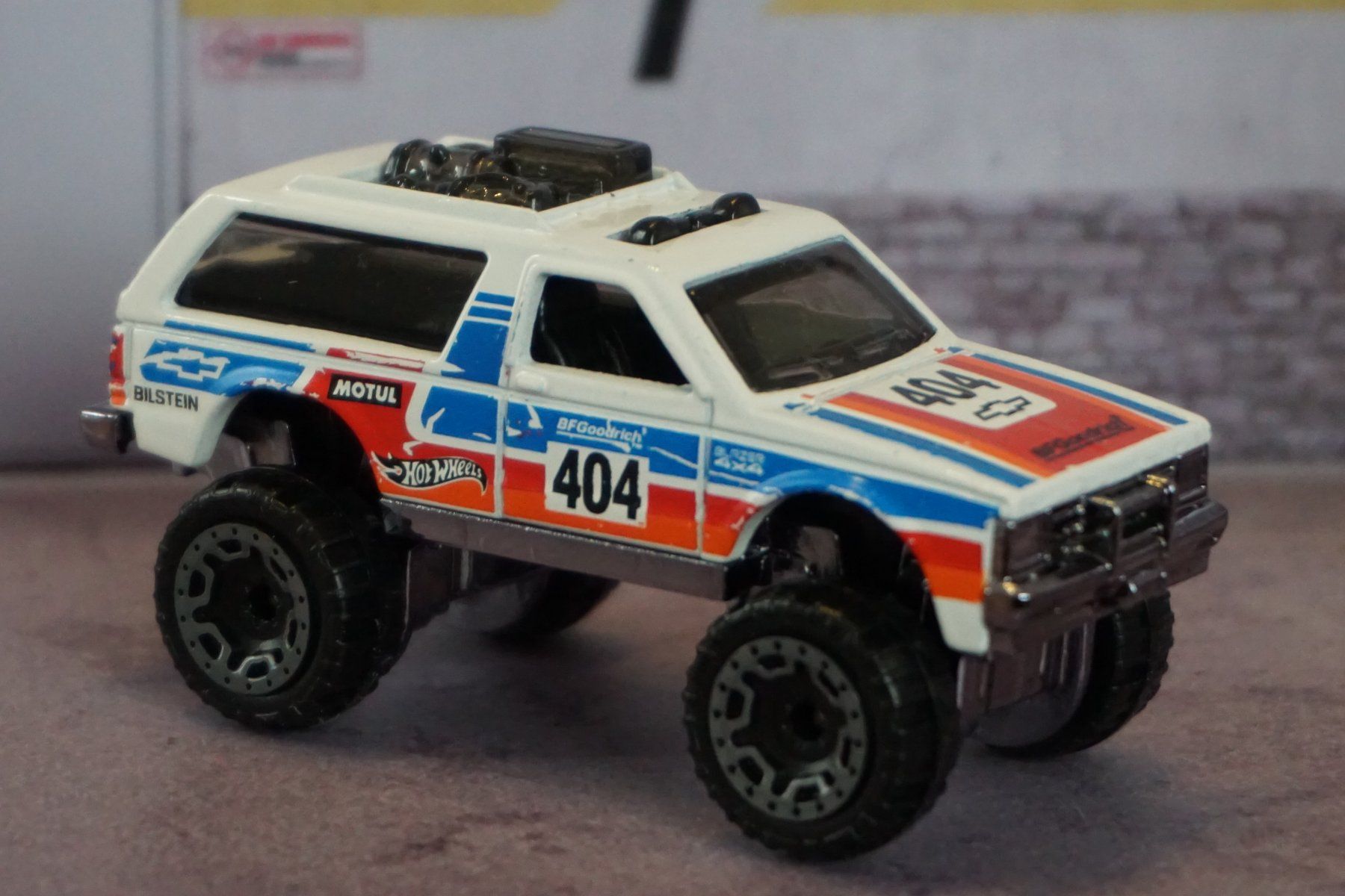 Hot Wheels Voitures modèles: HotWheels Chevy Blazer 4x4 TOP !!!!!!!!!! – D'occasion à Reiden par Doppeldecker69