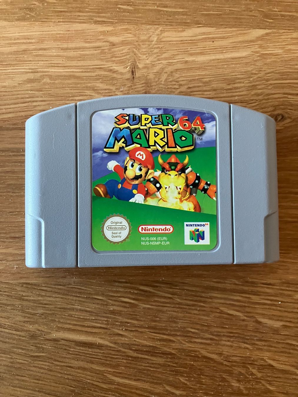 Nintendo Giochi: Nintendo N64 super Mario 64 – Usato da Châtel-St-Denis venduto da Lestresorsdugrenier