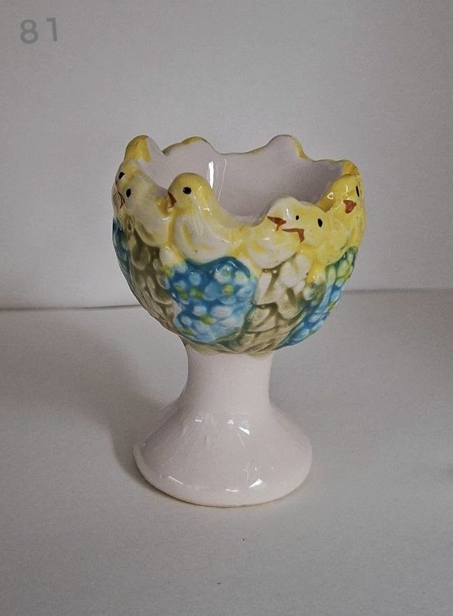Autre vaisselle: Vintage Eierbecher mit Henne und Küken – D'occasion à Dietikon par Magi2 1