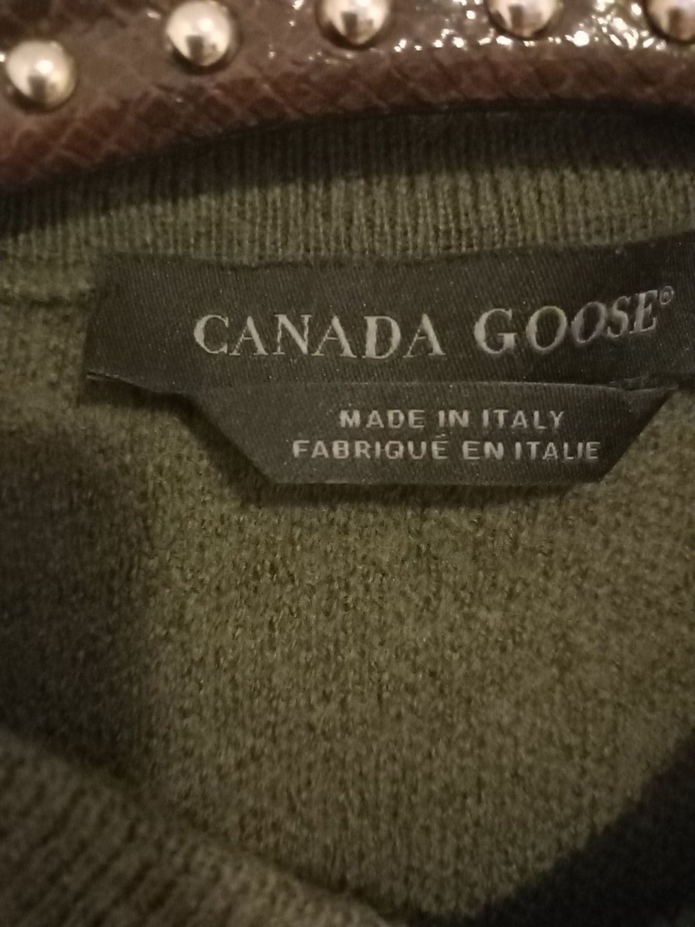 Maglioni & Felpe: Canada Goose pull over taille S – Usato da Le Grand-Saconnex venduto da Rgt87 1