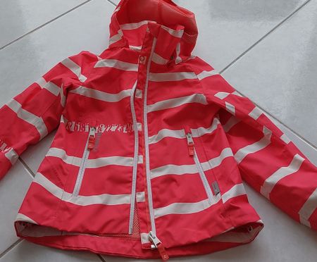 Top Reima Übergangsjacke Gr. 116 - Ideal für den Frühling!