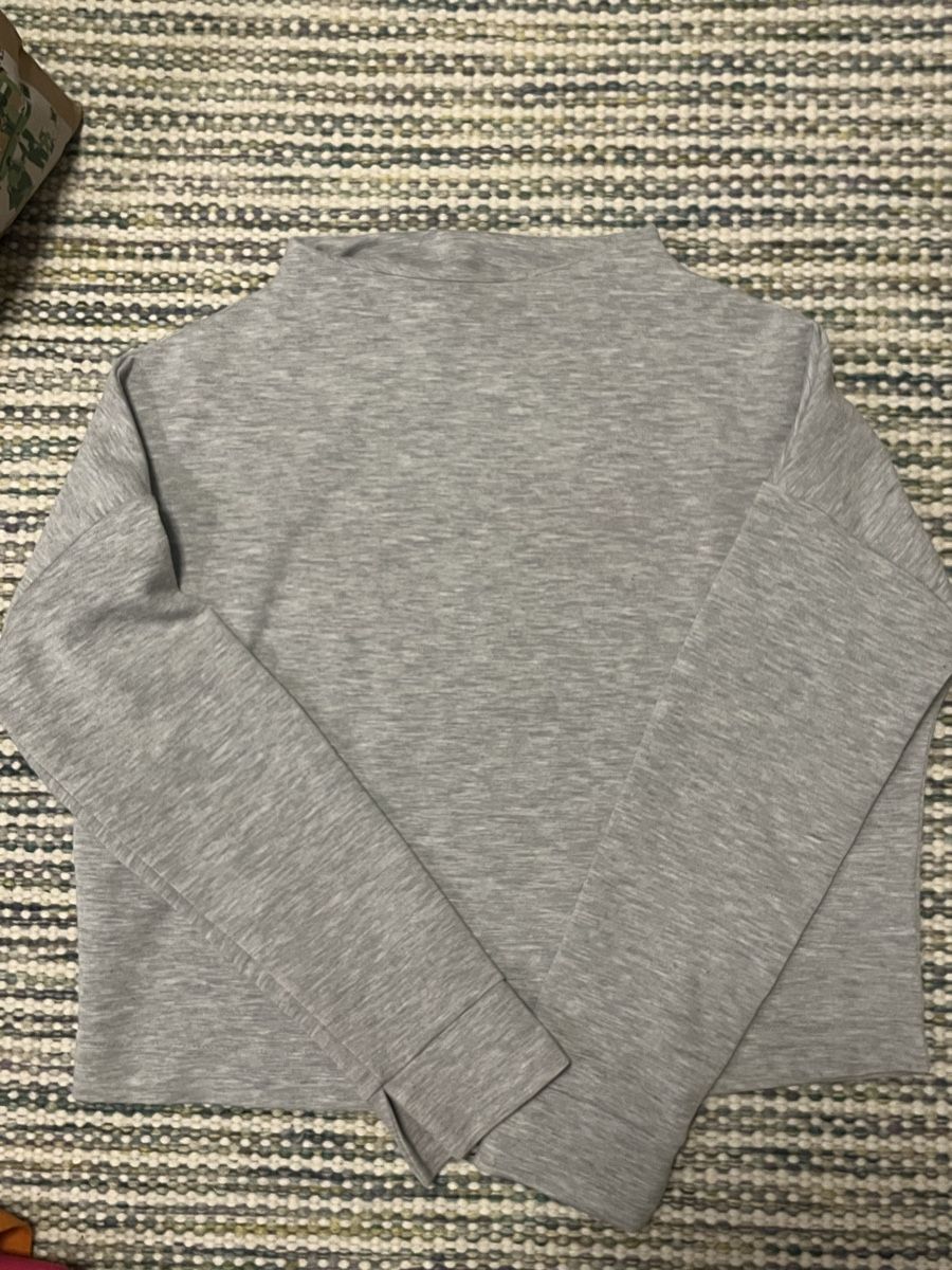 Opus Maglioni & Felpe: OPUS Grauer Damenpullover, Grösse 36 – Usato da Winterthur venduto da Nanole 4