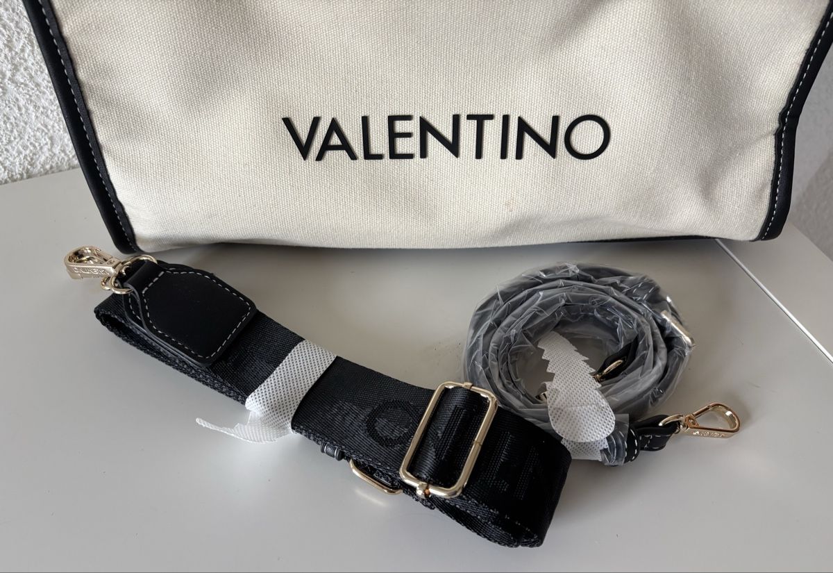 Valentino Sacs femmes: Tasche Valentino – D'occasion à Schaffhausen par Atlas110 1