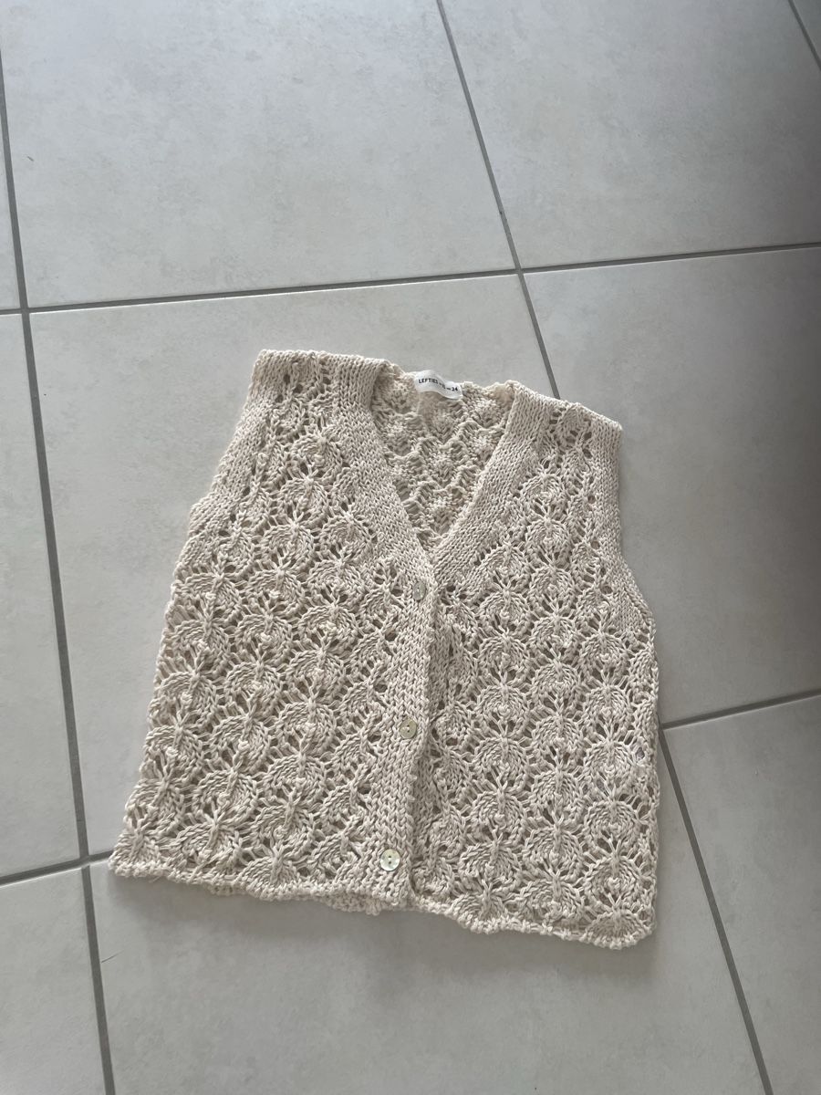 Gilet & Giacche senza maniche: Strickweste Beige Grösse S. Neu – Nuovo (secondo la descrizione) da Dübendorf venduto da jlu_r7hz 4