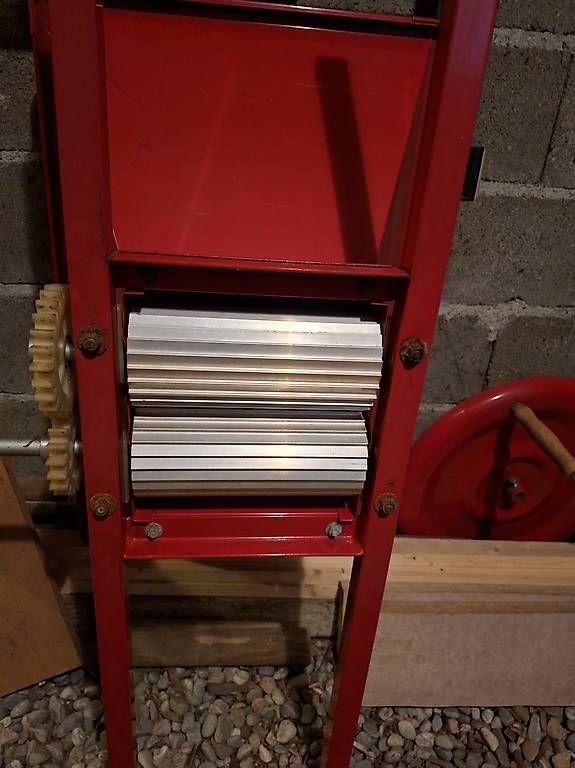 Küchengeräte: Vendo macinatore d'uva – Gebraucht aus Cresciano von PieroA 3