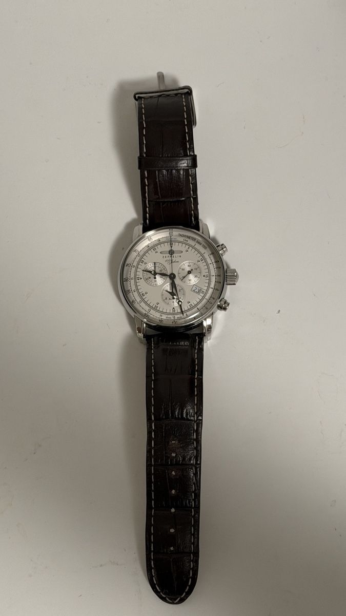 Zeppelin Orologi: Zeppelin 100 Jahre Chronograph, Leather Strap Watch – Nuovo (secondo la descrizione) da Zürich venduto da kor_pm27 2
