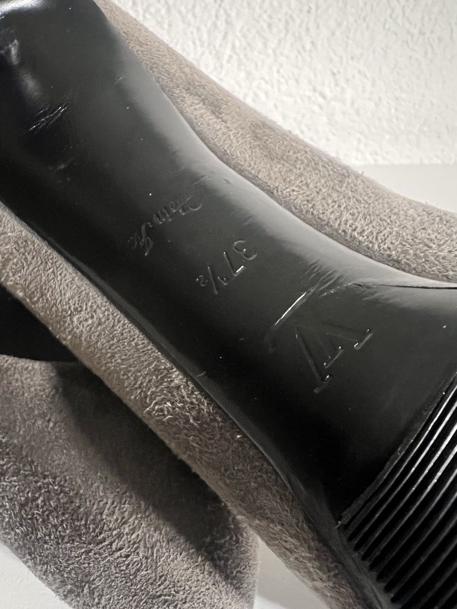 Louis Vuitton Scarpe da donna: Escarpins à talons hauts Louis Vuitton, taille 37,5 – Usato da St-Pierre-Clages venduto da ste_xk6p 7