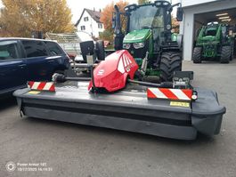 Fella Mähwerk Frontscheibenmähwerk , Aufbereiter