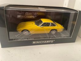 Lamborghini Islero 1969      Minichamps 1:43