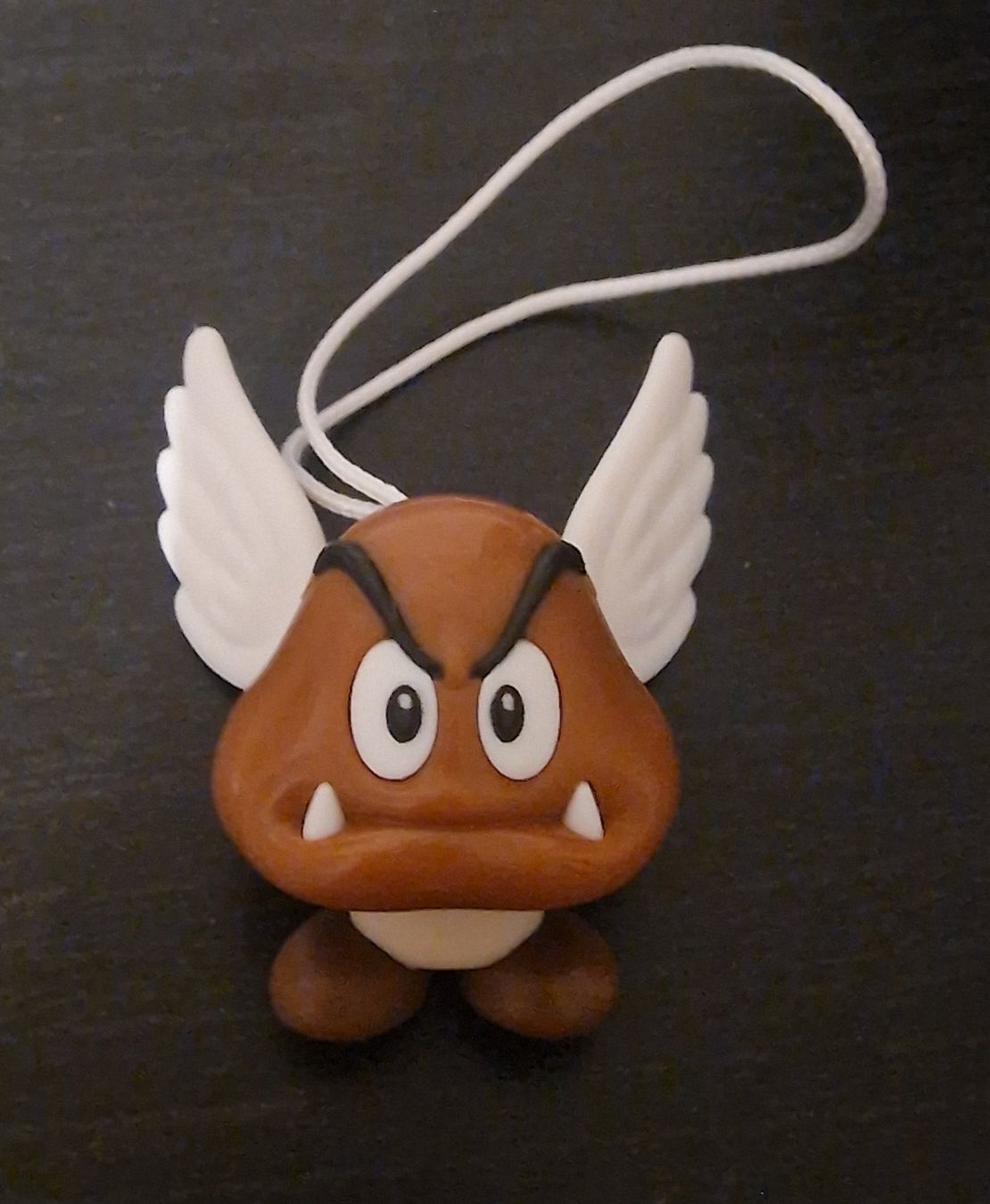 Giocattoli: Kinder Joy Super Mario Goomba – Nuovo (secondo la descrizione) da La Sarraz venduto da lupintoro