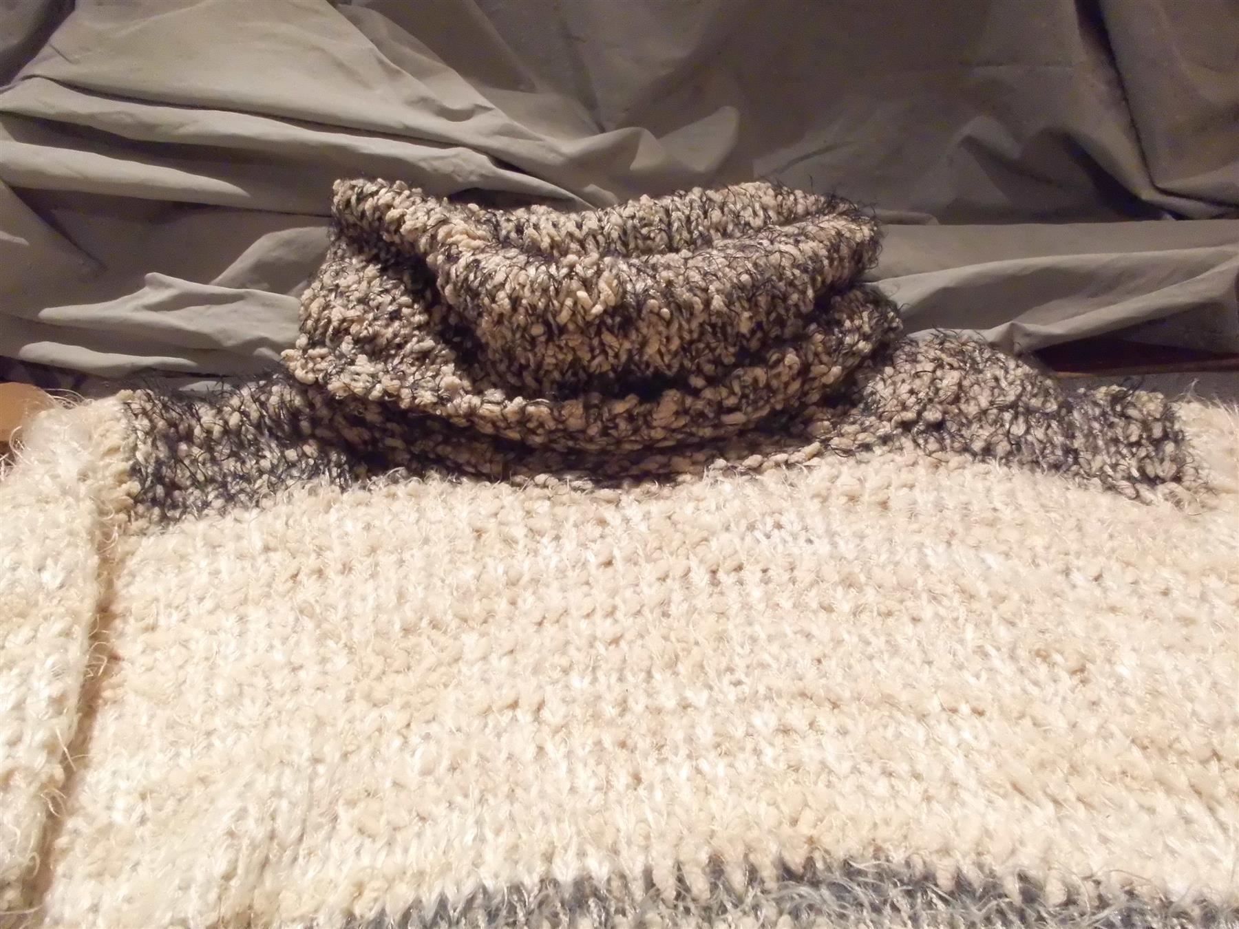 Maglioni & Felpe: Rollkragenpullover Grösse 40, Love's Tai – Usato da Zürich venduto da abraxas1291 1
