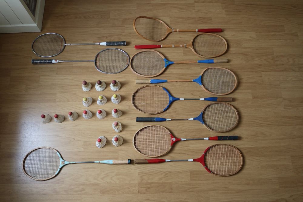 MANJHONG Badminton Set Mit Graphit Schläger - Inkl. Federbälle, Griffband & Tasche Für Erwachsene