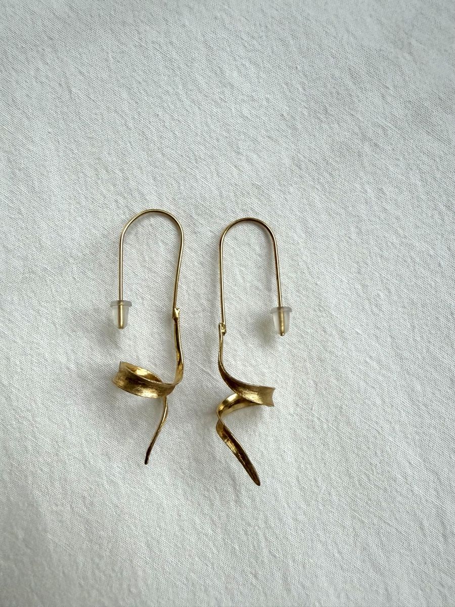 Orecchini pendenti & Orecchini a lobo: Handgefertigte Designer-Ohrhänger in Spiralform – Nuovo (secondo la descrizione) da Zürich venduto da ei_8006 1