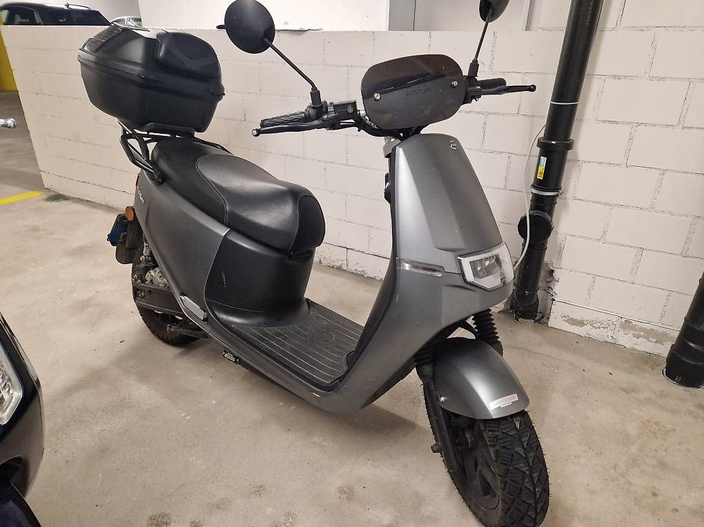 Strada: E-Roller 4.0 KWh – Usato da Tägerschen venduto da lawinli