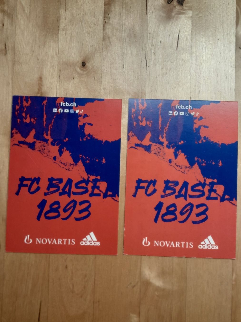 Autografi: FC Basel Autogrammkarten handsigniert – Usato da binningen venduto da bergen00 1