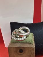 Ring silberfarben mit Zirkonia Steinen guter Zustand