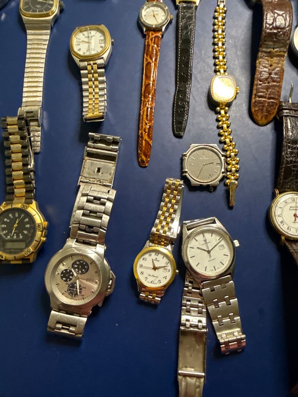 Montres: Uhrenlot unkontrolliert – Défectueux à Pfeffingen par Allhandelklgwatches 2