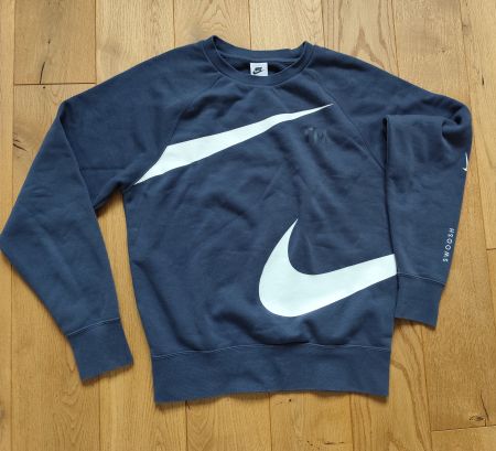 Nike-Pulli