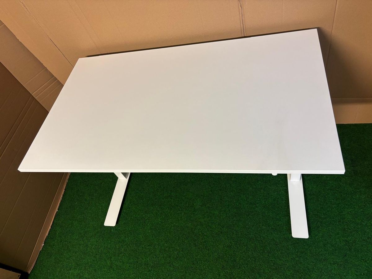 Scrivanie: Ikea Bürotisch Stehetisch Trotten – Usato da Zug venduto da Biki72 2