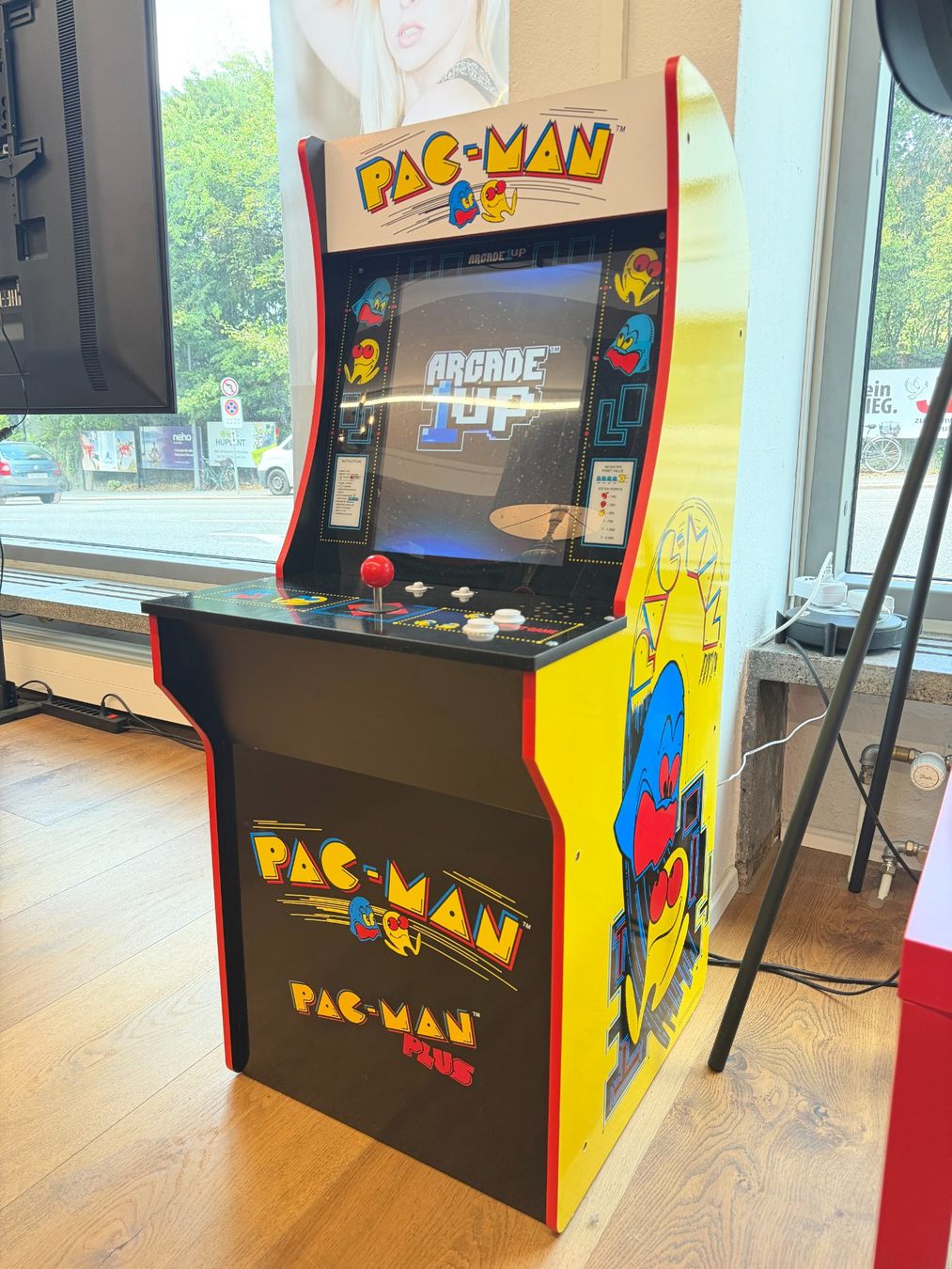 Slot Machine: Arcade1Up PAC-MAN Arcade-Automat im klassischen Retro-Design – Usato da Olten venduto da antonio.troia 3