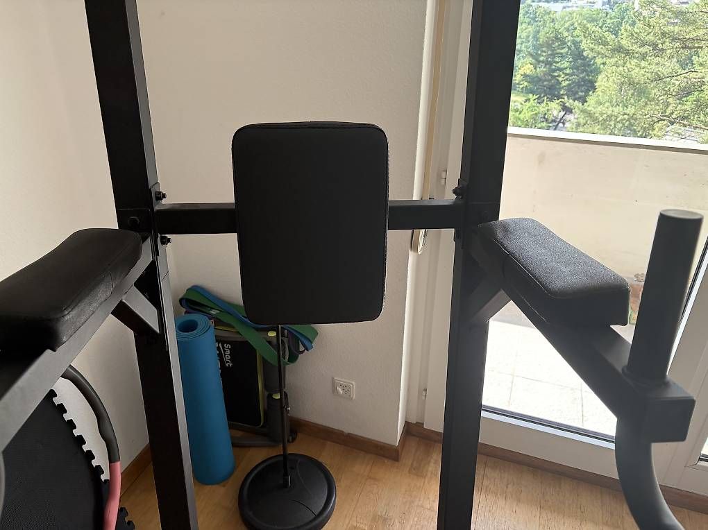 Vélos d'appartement: Klimmzugturm – D'occasion à Zürich par rafa014 3