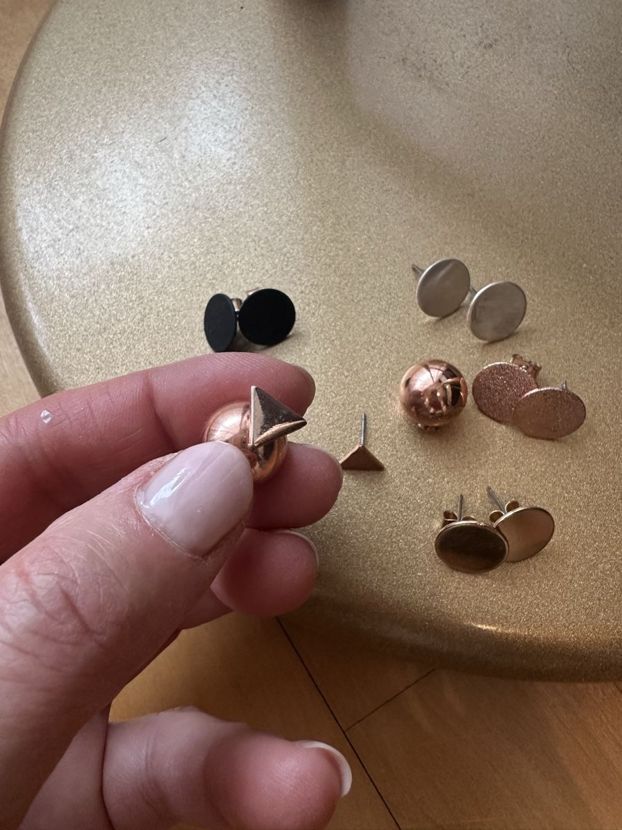 Orecchini pendenti & Orecchini a lobo: 5 Paar Ohrstecker, verschiedene Designs, trendy – Usato da Altendorf venduto da Eastwick4 1