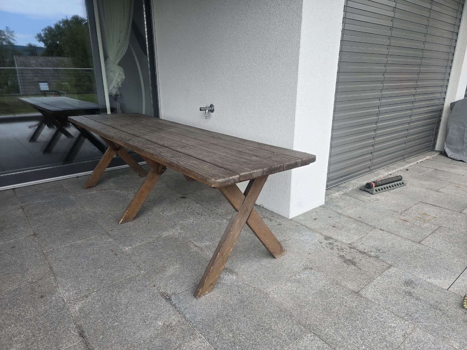 Tische: Wooden outdoor table – Gebraucht aus Kilchberg ZH von mandymswong 1