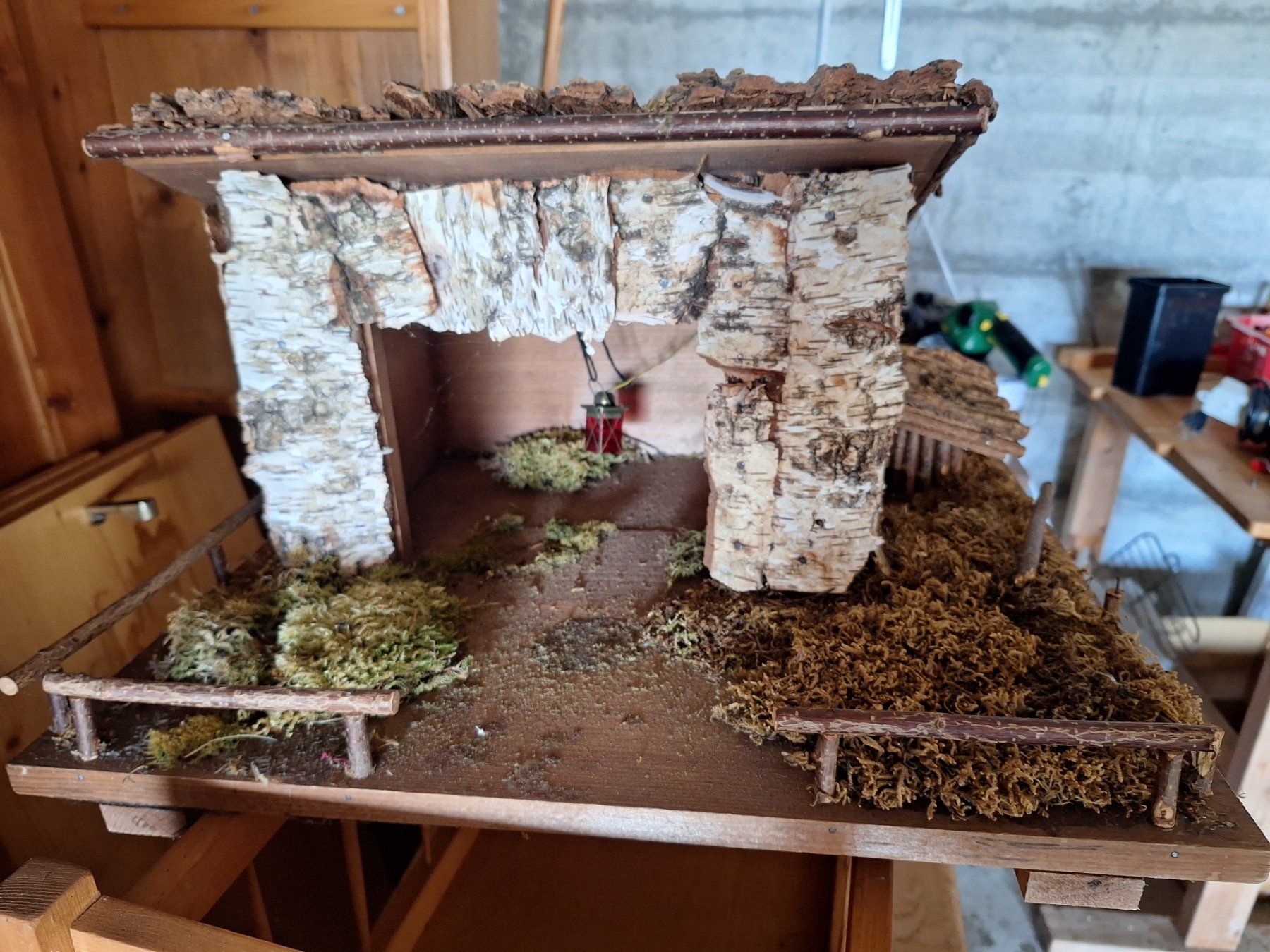 Alle Dekorationen: Holzkrippe – Gebraucht aus Elsau von rfa_vy6h