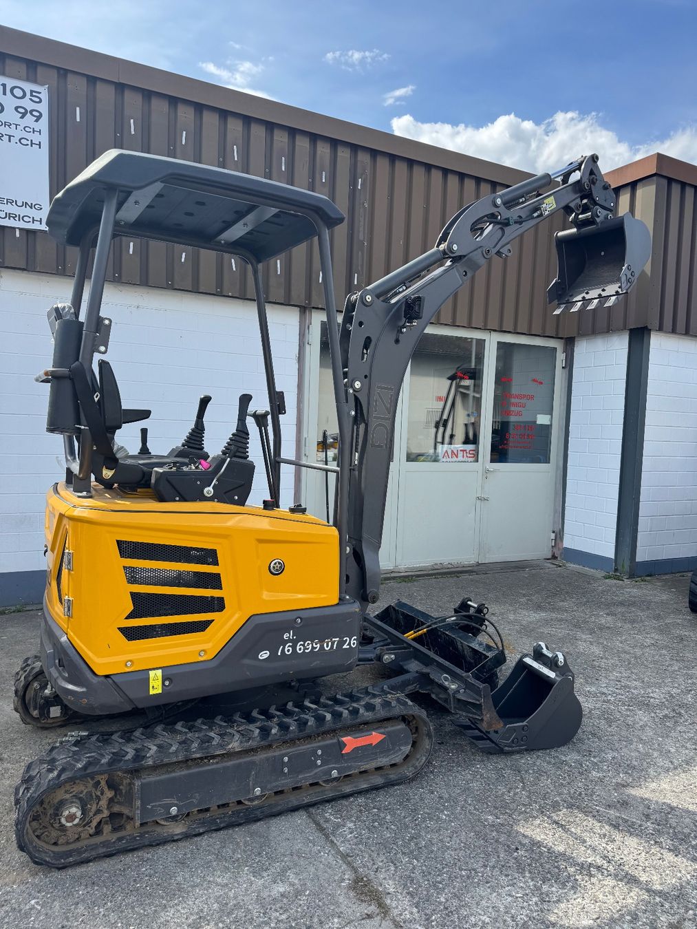 Escavatori: Pelle mécanique 2.0T Mini-Bagger 70Stunde – Nuovo e nell'imballaggio originale da Biel/Bienne venduto da inf_p8rh 5