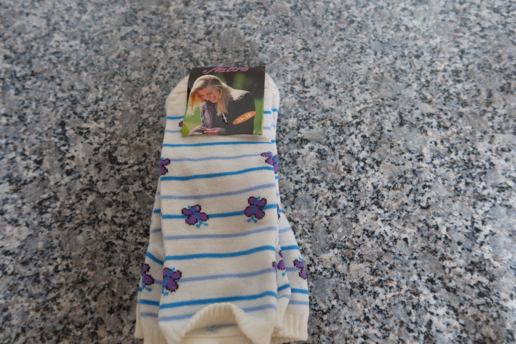 Chaussettes: Damensocken – Neuf avec emballage d'origine à Täuffelen par Cindybussy