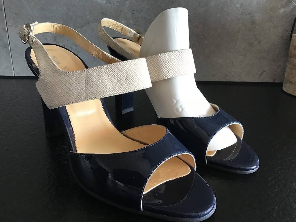 Scarpe da donna: Sandales en cuir – Usato da Neuchâtel venduto da sta_7qfy 3
