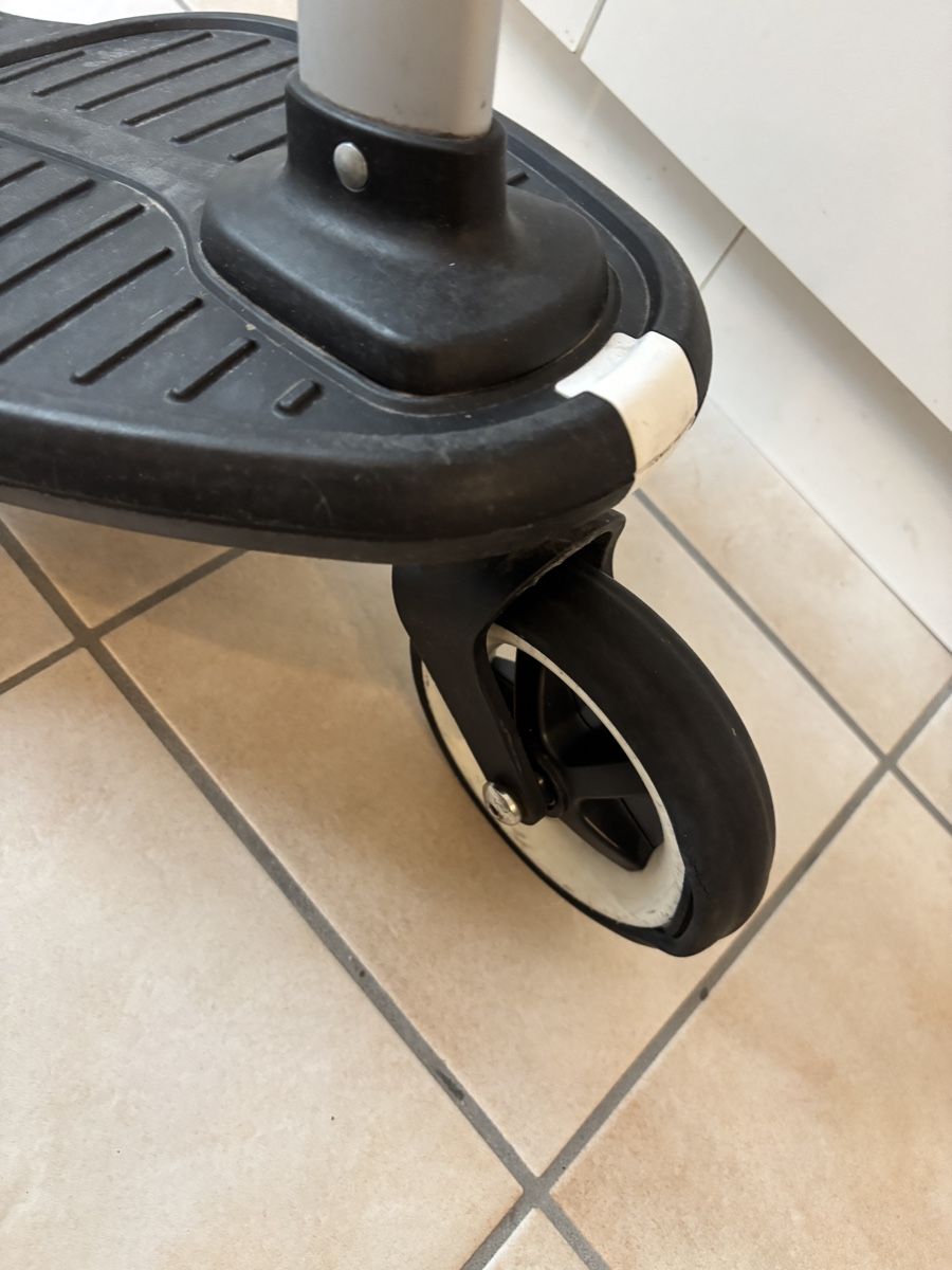 Bugaboo Accessori per carrozzine: Planche à roulettes pour poussette Bugaboo Cameleon – Usato da Founex venduto da ari_2gt7 1