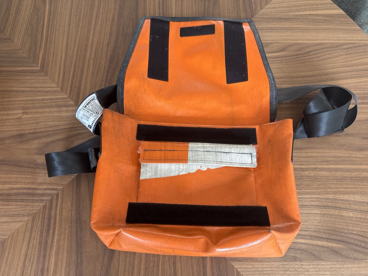 Freitag Sacs: Freitag Tasche orange guter Zustand – D'occasion à Winterthur par Ausverkauf2.0 1