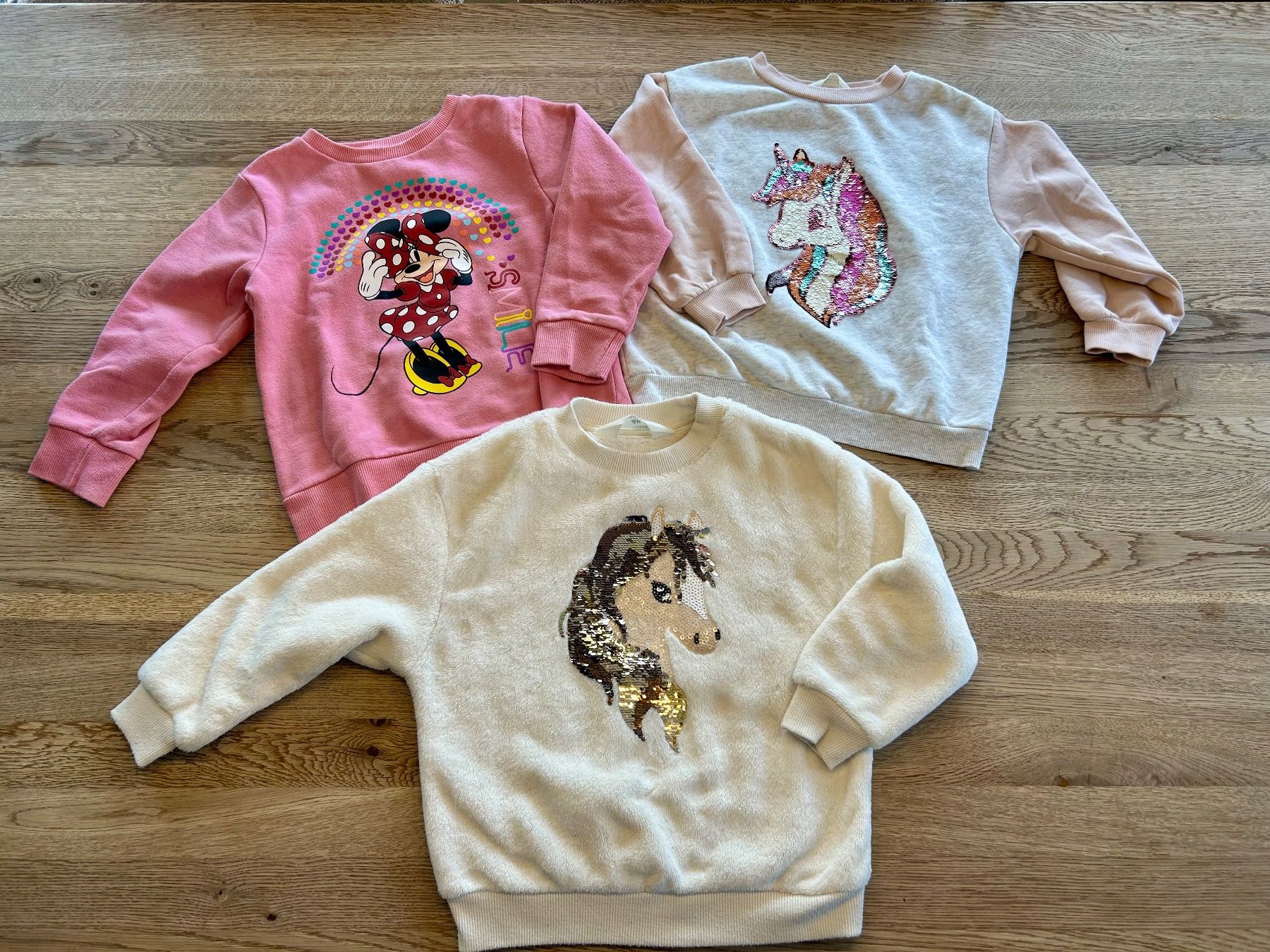 Lotti & Set di vestiti: Kleiderpaket Mädchen (Gr. 98/104) – Usato da Trachslau venduto da Daroli_2 4