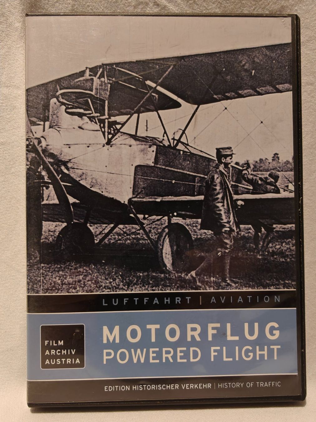 Tutti i DVDs: Motorflug Powered Flight – Usato da Gutenswil venduto da Vulcano21