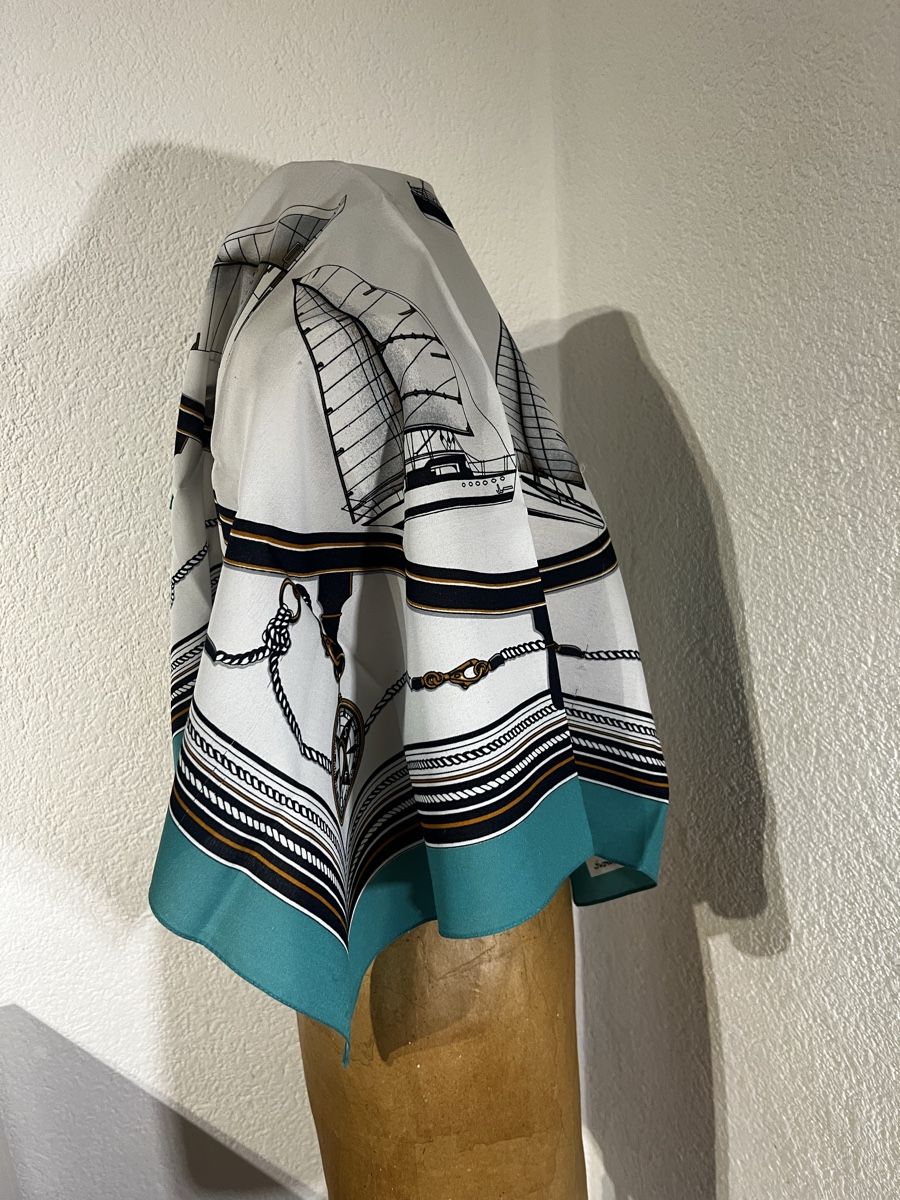 Foulards, Tücher & Schals: Foulard Gim Renoir – Gebraucht aus St-Pierre-Clages von ste_xk6p 1