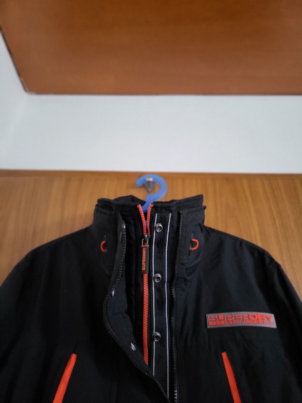 Superdry Jacken: Veste Superdry d'hiver, taille M – Gebraucht aus Niedergösgen von Eva2410 4