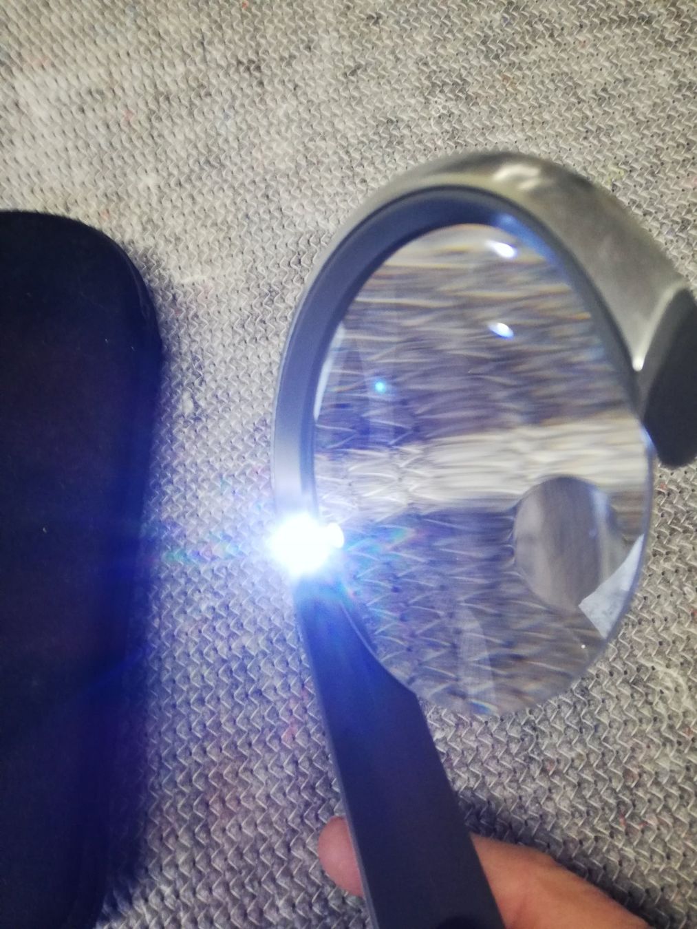 Altro per Ottica: Lupe mit Licht – Usato da Neuenegg venduto da ramatransit 1