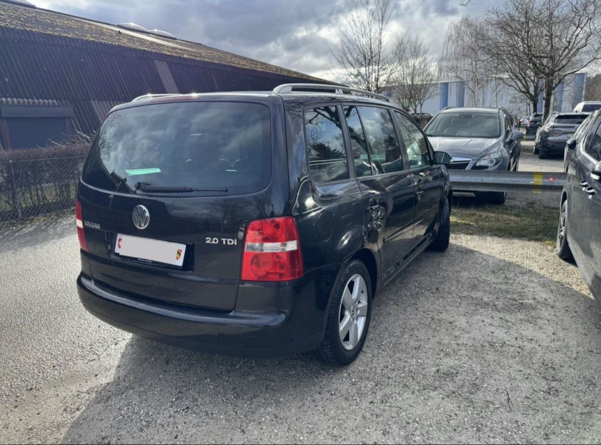 VW Automobili: VW Touran 2.0TDI – Usato da Bern venduto da Hallo4321 2