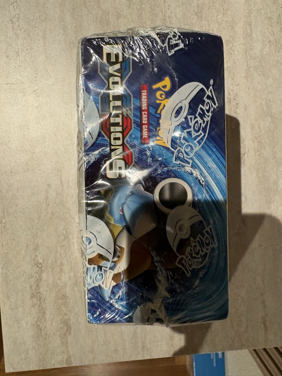 Pokémon Cartes à collectionner: POKEMON X Y EVOLUTIONS DISPLAY – Neuf (Voir description) à Jona par 21Swag 2